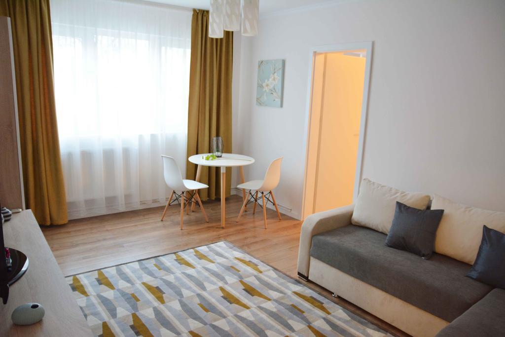 Smp Apartment Timişoara Buitenkant foto